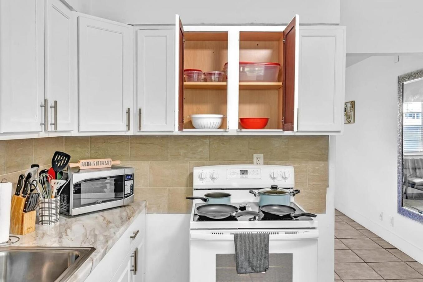דניה ביץ' Modern 2Br Oasis Mins To Beach & Casino Db2 מראה חיצוני תמונה